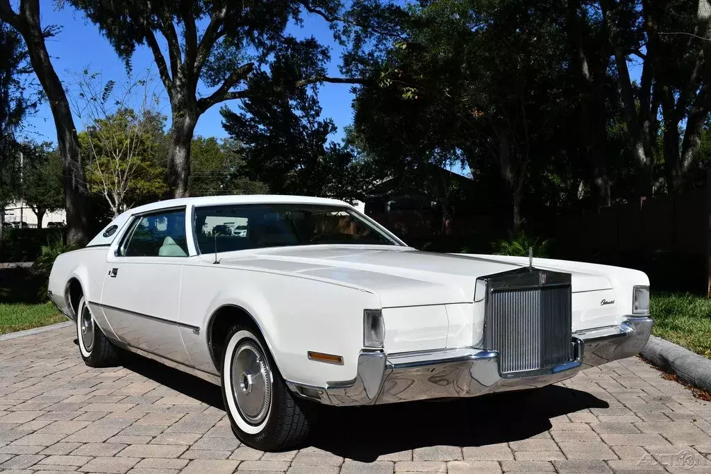 1972 Lincoln Continental Very Rare Factory  Sunroof Cold A/C !!
