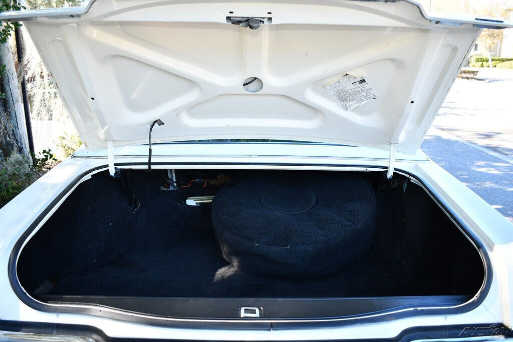 1972 Lincoln Continental Very Rare Factory  Sunroof Cold A/C !! - photo 11