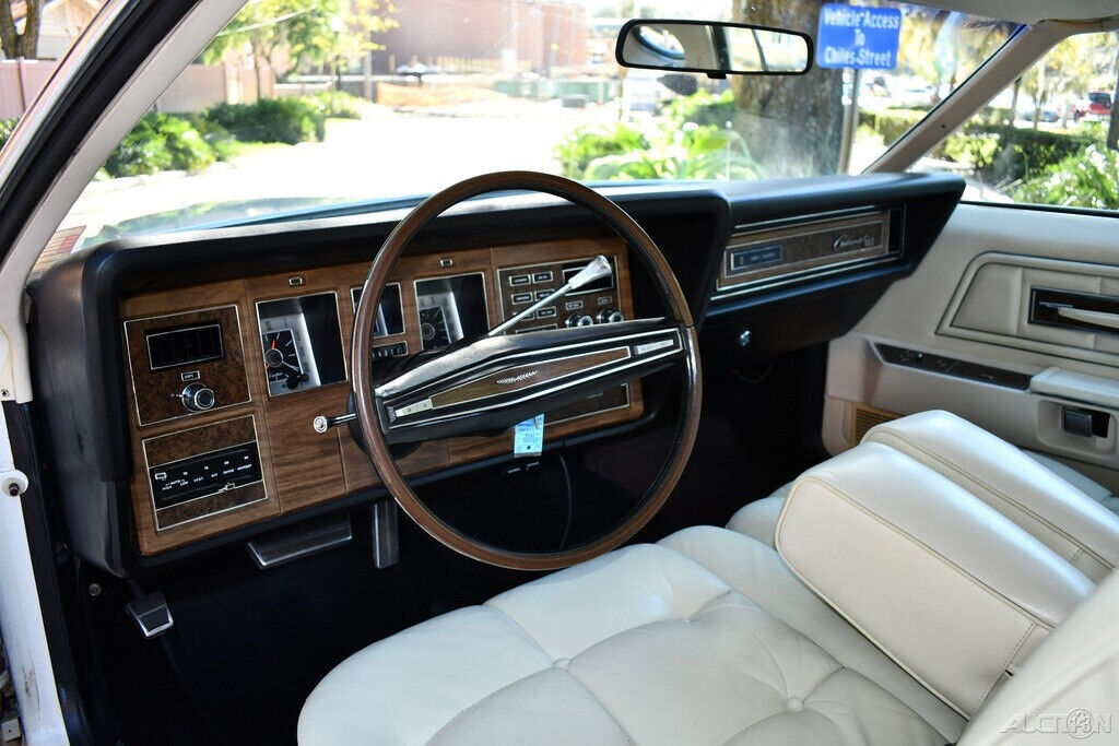 1972 Lincoln Continental Very Rare Factory  Sunroof Cold A/C !! - photo 13