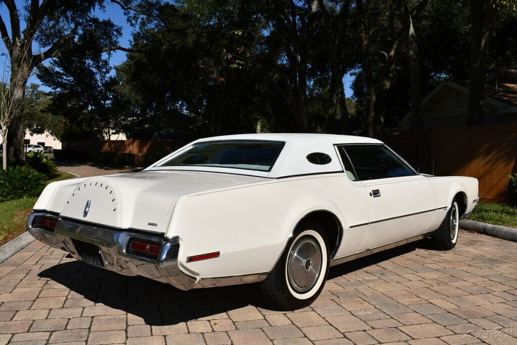 1972 Lincoln Continental Very Rare Factory  Sunroof Cold A/C !! - photo 2