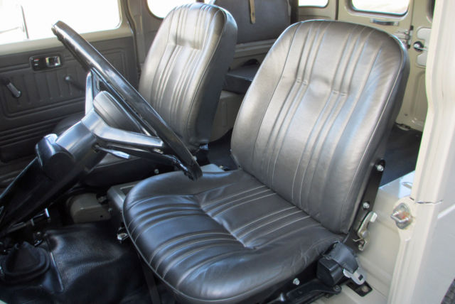 1975 Toyota Land Cruiser FJ40 - photo 11