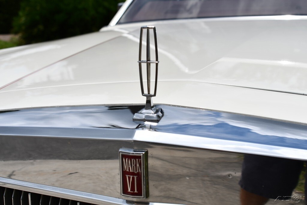 1981 Lincoln Mark Series 5L V8 Automatic Miles Fully Loaded - photo 11