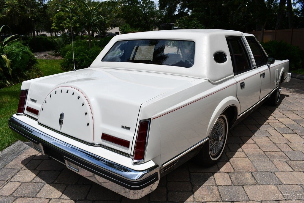 1981 Lincoln Mark Series 5L V8 Automatic Miles Fully Loaded - photo 8