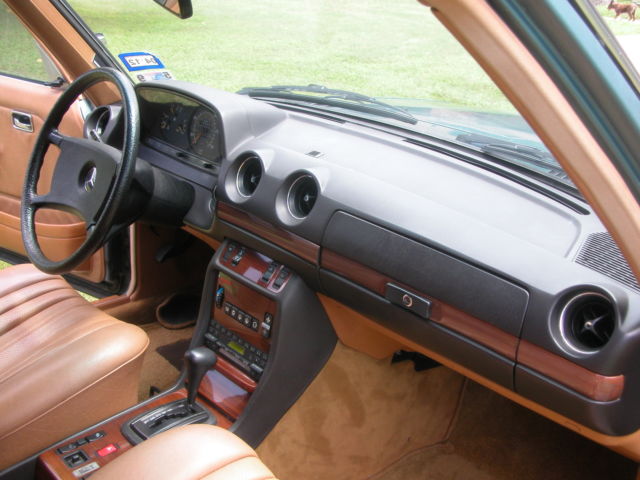 1985 Mercedes-Benz 300-Series - photo 7