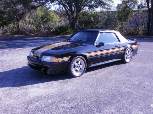 1993 Ford Mustang - photo 2