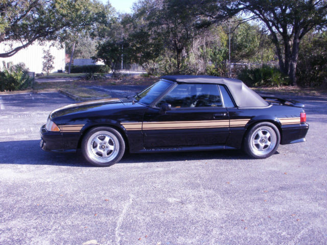 1993 Ford Mustang - photo 3