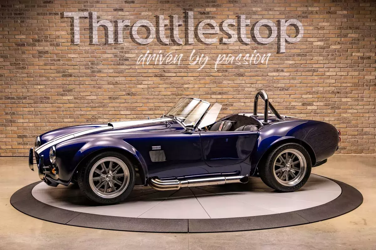 Stunning, 302ci EFI, 5-Speed Tremec Trans, Superb Shape, Factory Five Cobra 1965 Shelby Cobra Factory Five