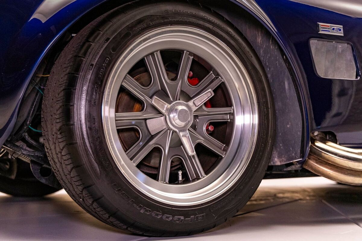 1965 Shelby Cobra Factory Five - photo 11