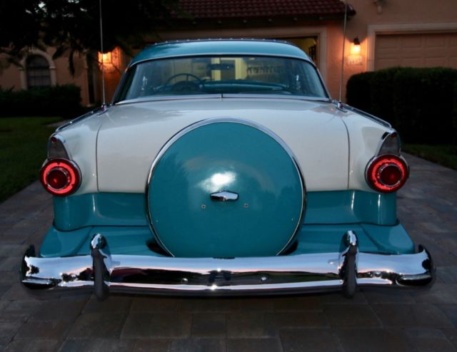 1956 Ford Crown Victoria - photo 3