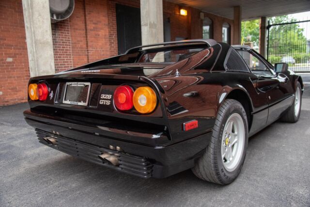 1987 Ferrari 328 - photo 11