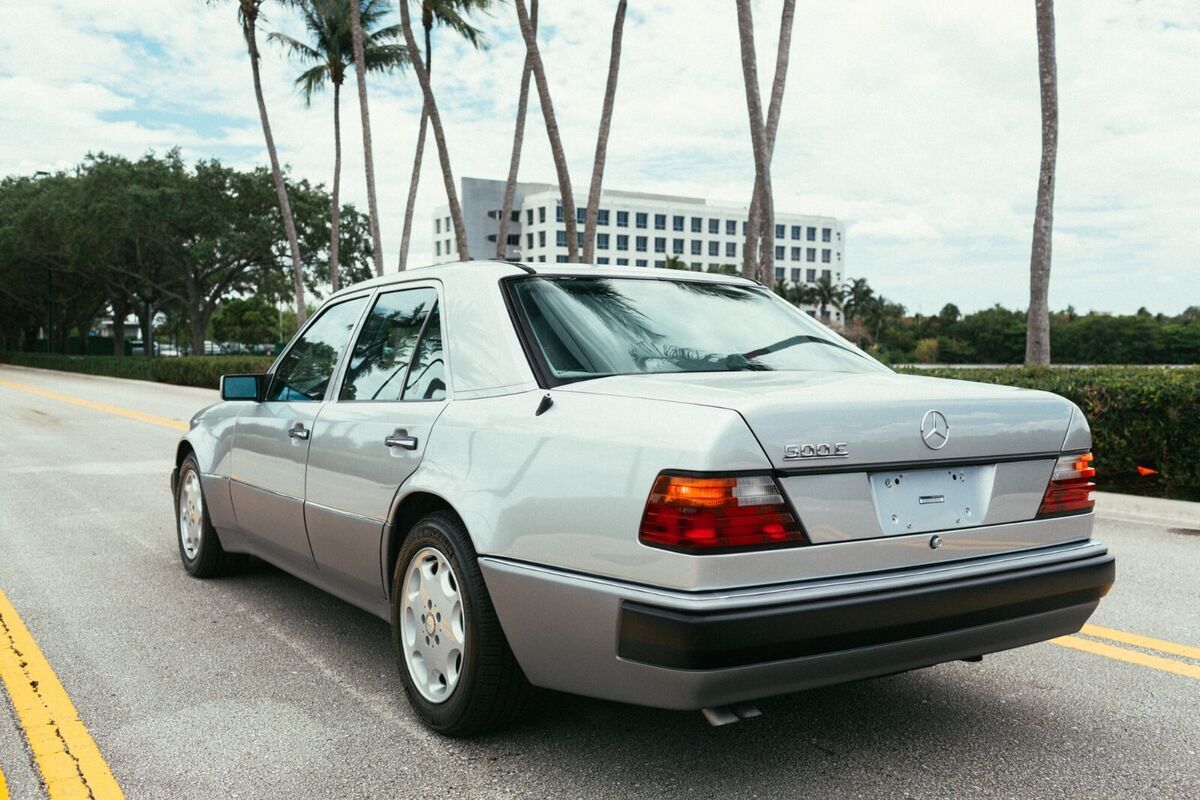 Stunning Cond 500E Inside Out | Beautifully Kept | 23 Years of Documentation 1992 Mercedes-Benz E-Class W124 500E