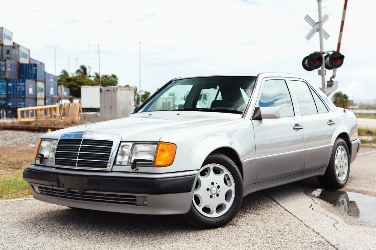 1992 Mercedes-Benz E-Class W124 500E - photo 2