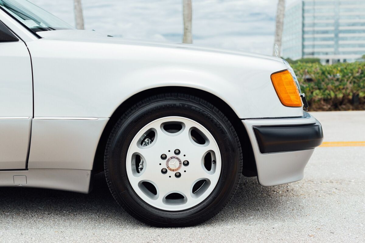 1992 Mercedes-Benz E-Class W124 500E - photo 4