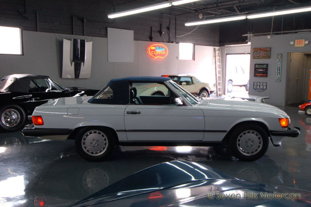 1989 Mercedes-Benz SL-Class 560SL - photo 5