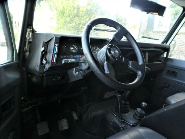 1989 Land Rover Defender TURBO DIESEL 110 - photo 7