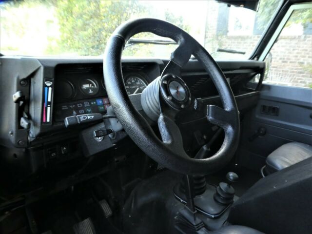 1989 Land Rover Defender TURBO DIESEL 110 - photo 9