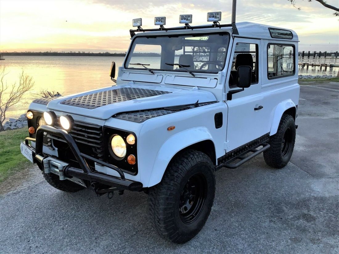 1987 Land Rover Defender TURBO DIESEL 90 5 SPEED - photo 2