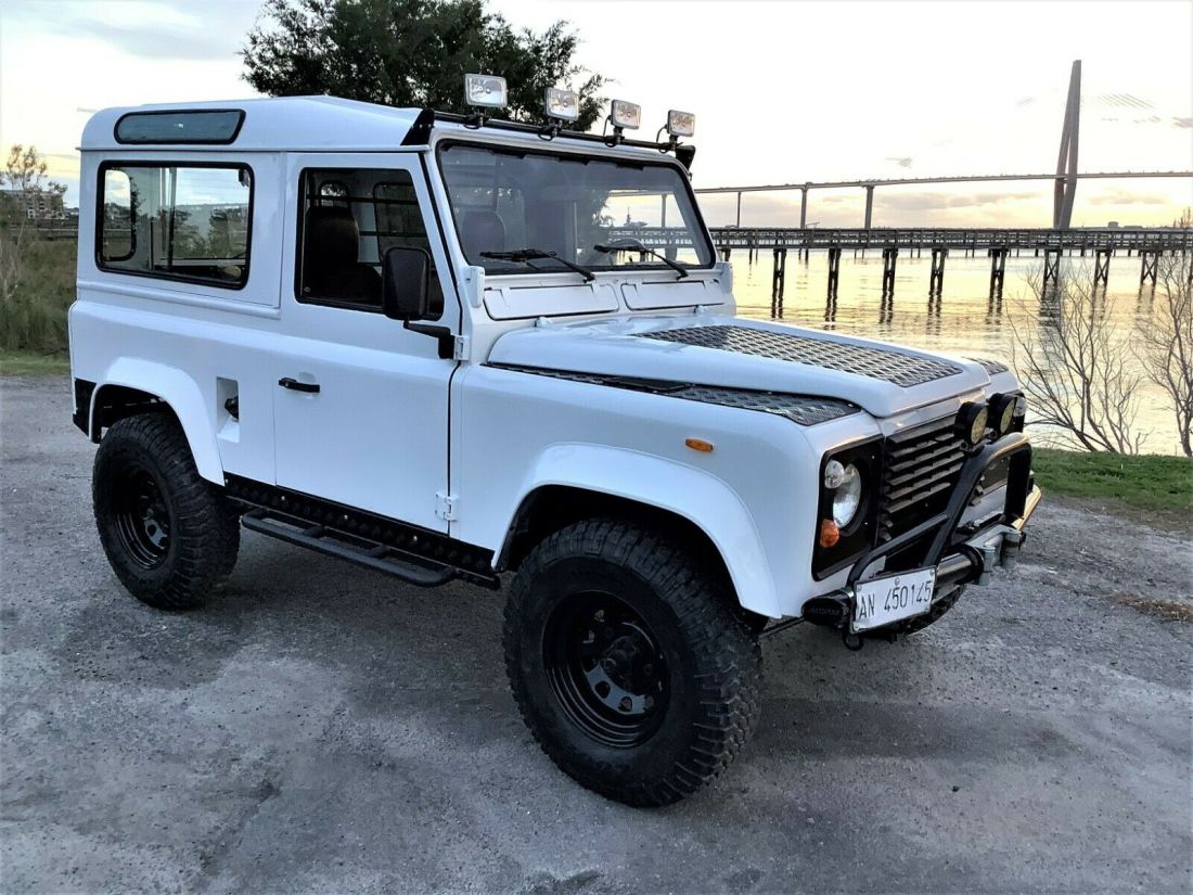 1987 Land Rover Defender TURBO DIESEL 90 5 SPEED - photo 4