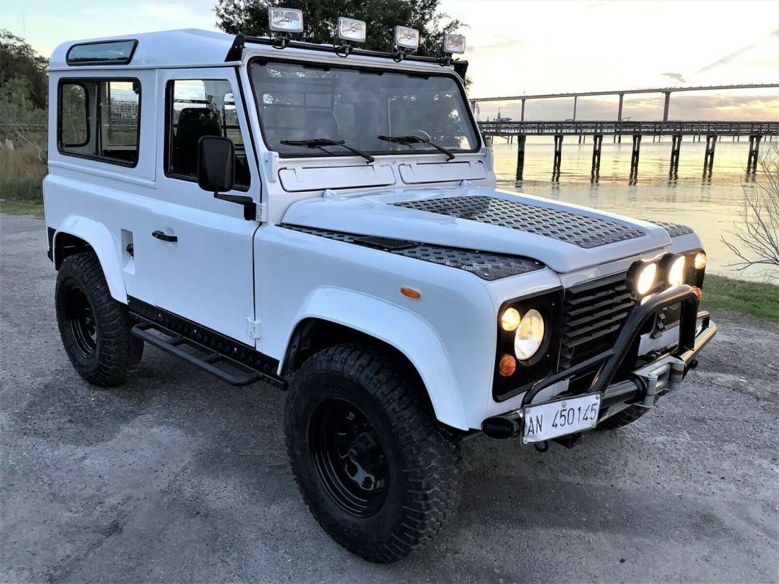 1987 Land Rover Defender TURBO DIESEL 90 5 SPEED - photo 5