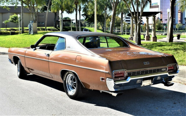 1970 Ford Galaxy XL Sportback edition, 351 Windsor, 1 Owner, Bucket Se - photo 3