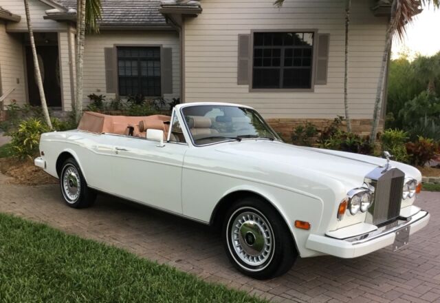1989 Rolls-Royce Corniche CONVERTIBLE - photo 7