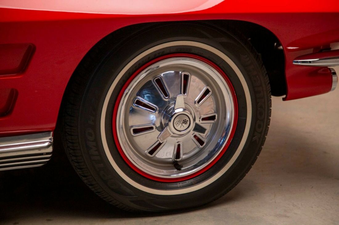 1964 Chevrolet Corvette Stingray - photo 11