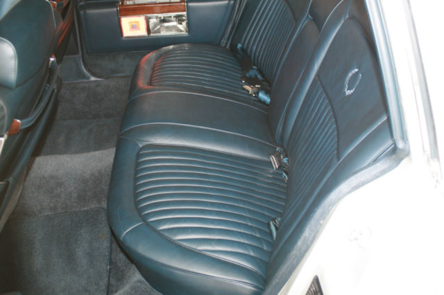1987 Cadillac Brougham - photo 13