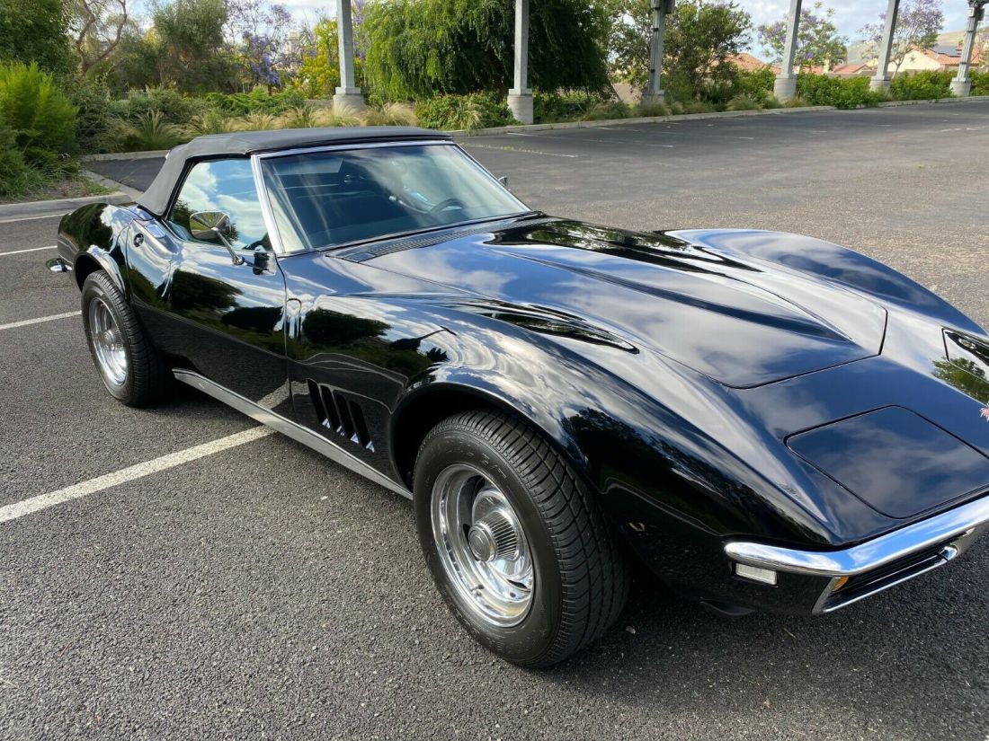 1968 Chevrolet Corvette Convertible - photo 2