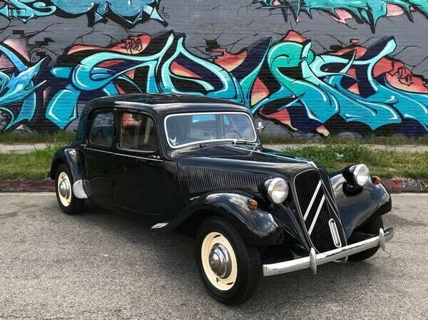 1956 Citroen 11CV Traction Avant - photo 10