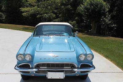 1961 Chevrolet Corvette Convertible - photo 4