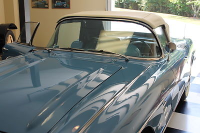 1961 Chevrolet Corvette Convertible - photo 5