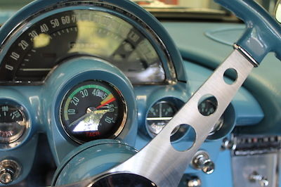 1961 Chevrolet Corvette Convertible - photo 7