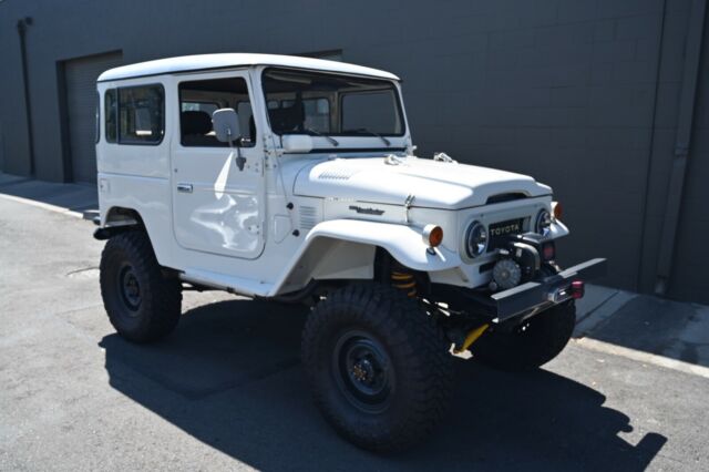 1977 Toyota Land Cruiser FJ40 - photo 9