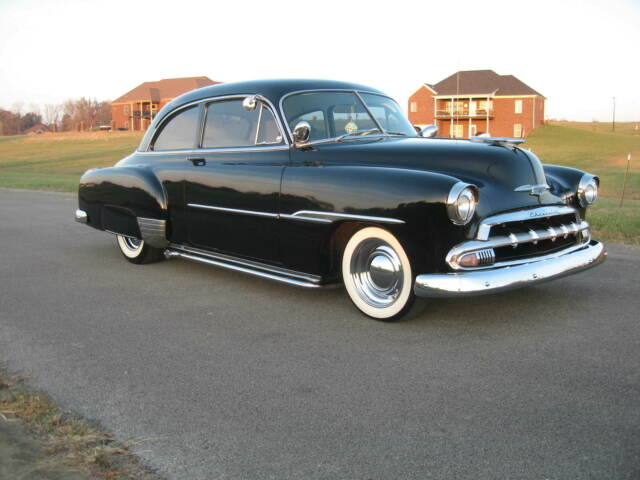 1951 Chevrolet Styleline Deluxe Sedan - photo 3