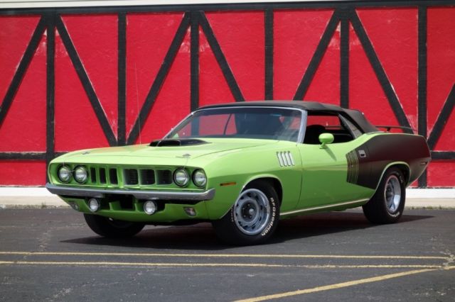 Sub Lime Green Plymouth Barracuda / Cuda with 5 Miles available now! 1971 Plymouth Barracuda / Cuda -ROTISSERIE CONVERTIBLE-2017-426 HEMI-MANUAL PISTO