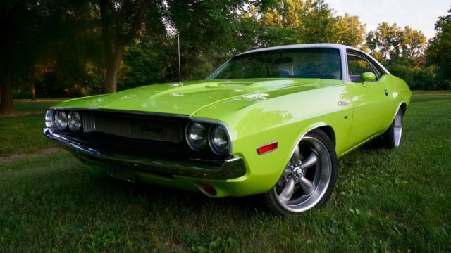 1970 Dodge Challenger R/T RESTOMOD