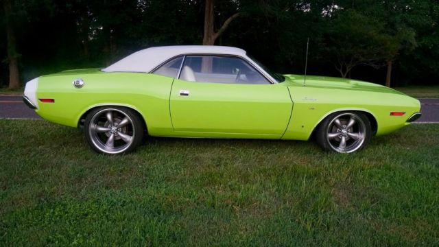 1970 Dodge Challenger R/T RESTOMOD - photo 9