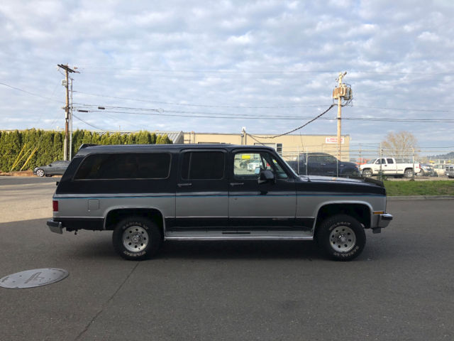 1990 Chevrolet Suburban 4WD Low Miles - photo 5