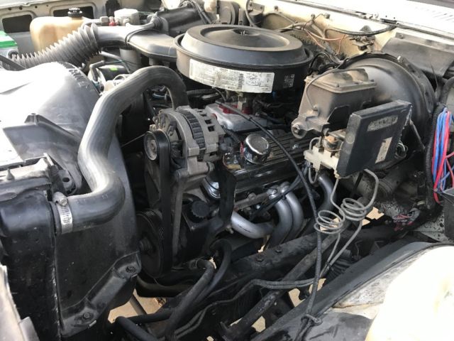 1990 GMC Suburban SLE - photo 8