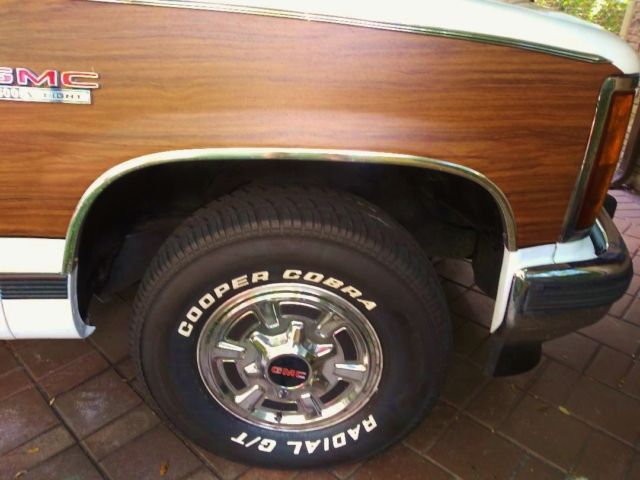 1992 Chevrolet Suburban - photo 8