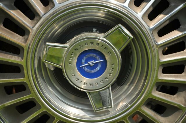1967 Ford Thunderbird - photo 12