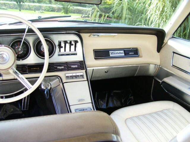 1967 Ford Thunderbird - photo 3