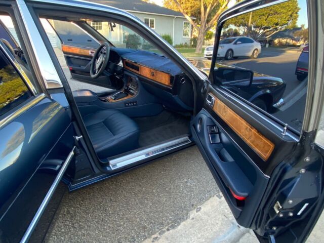 1988 Jaguar XJ6 - photo 4