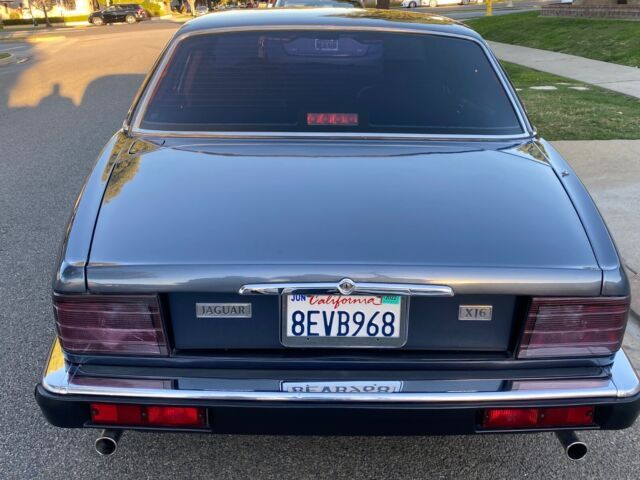 1988 Jaguar XJ6 - photo 7