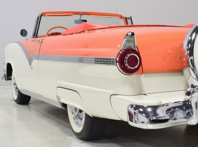 1956 Ford Fairlane - photo 11