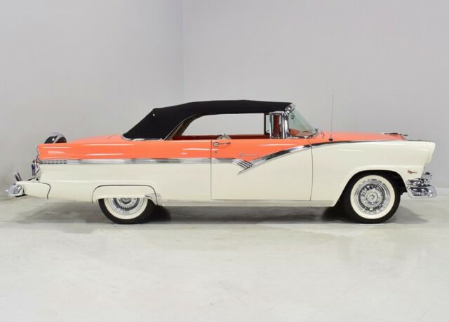 1956 Ford Fairlane - photo 9
