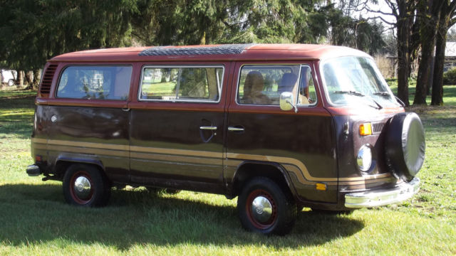 1978 Volkswagen Bus/Vanagon CHAMPAGNE EDITION- REBUILT ENGINE - SUNROOF - photo 2