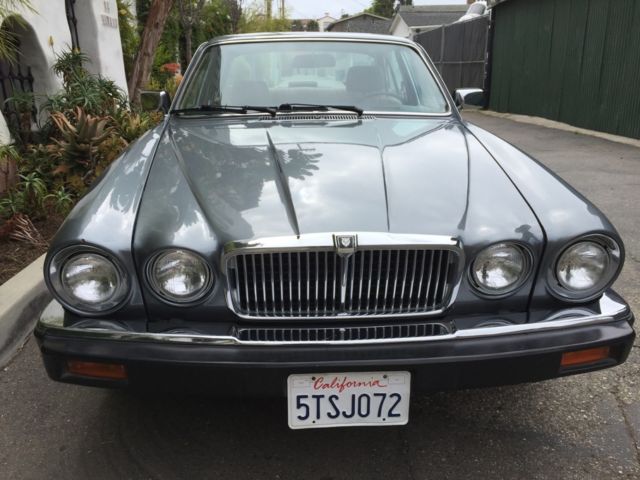 1987 Jaguar XJ6 - photo 2