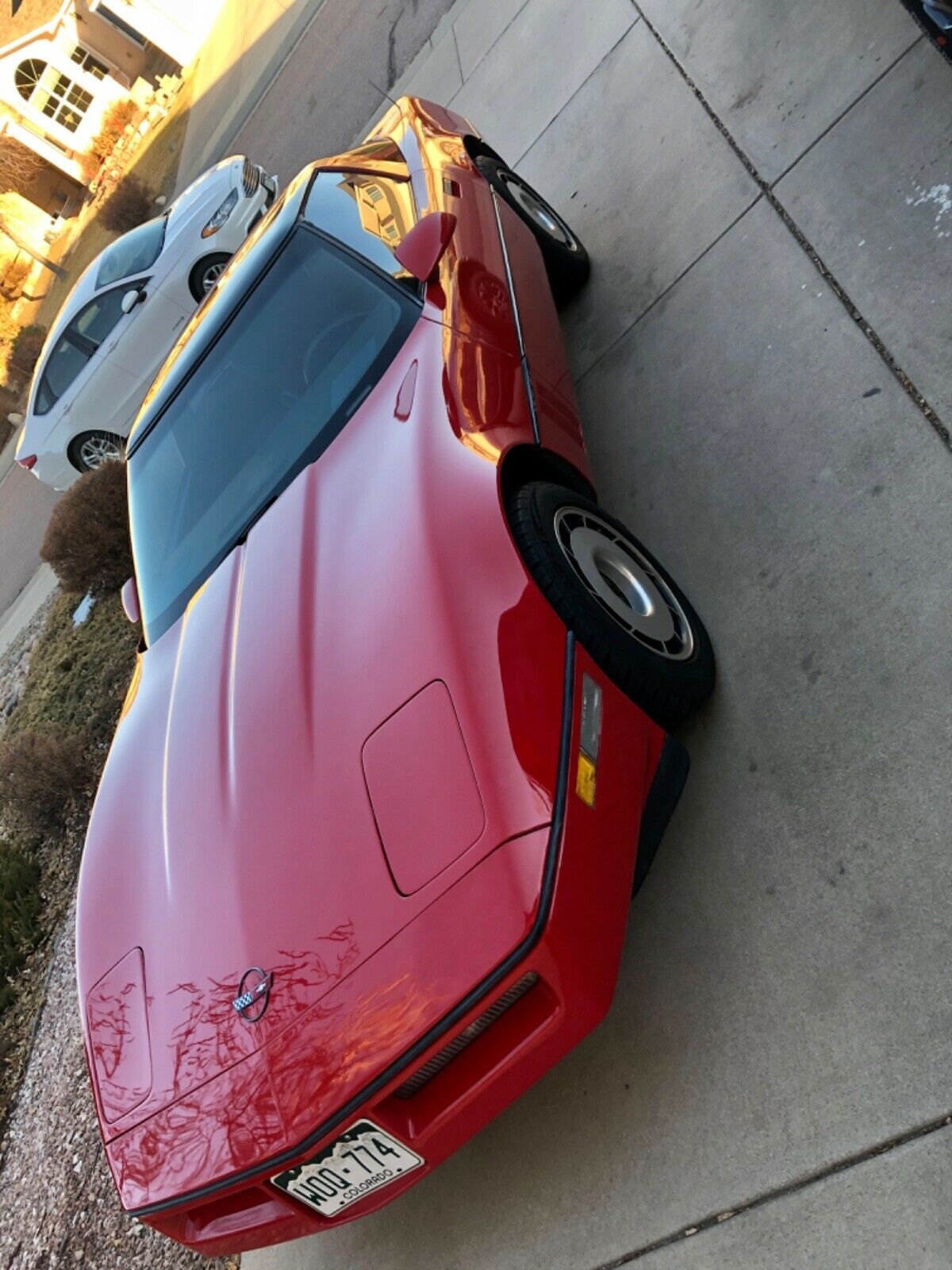 Super clean 1985 corvette 99,000 miles. C4 Upgraded modern sound system 1985 Chevrolet Corvette L-98