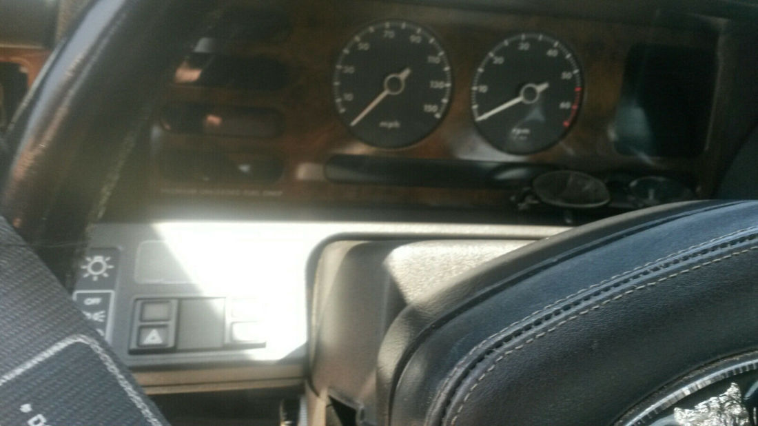 1989 Jaguar XJ6 - photo 10